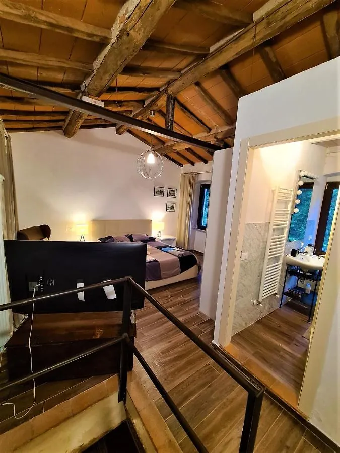 Incantevole casa sul fiume, Relax e Natura ai piedi della Alpi Apuane Massa  Casa vacanze